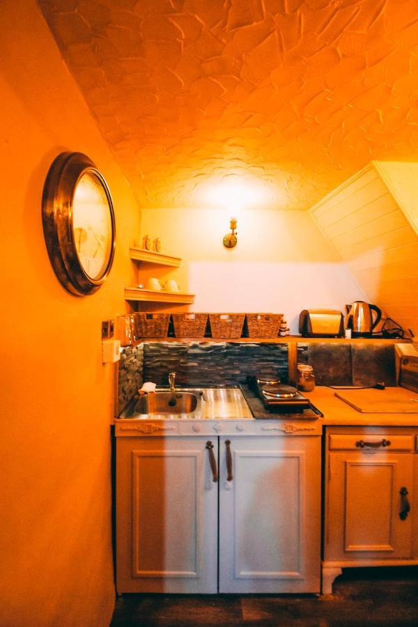 The Rookery Nook And Bronte Parsonage - Haworth Apartment Exterior foto